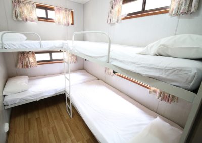 Deluxe 2 Bedroom Bunk Beds